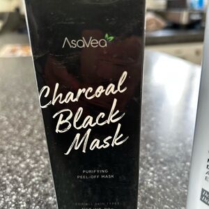 Charcoal Black Mask - Purifying Peel-Off Mask